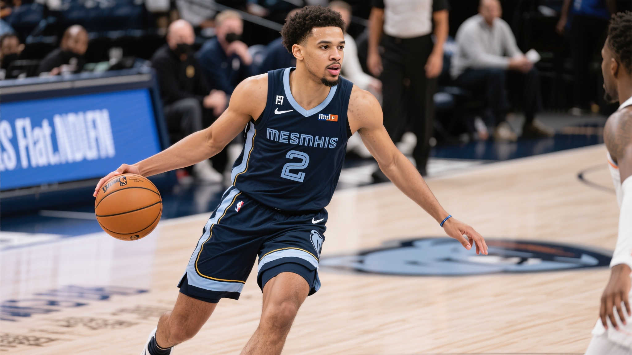 相反，从侧翼突出的德斯蒙德·贝恩虽然是一颗冉冉升起